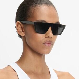 NEW!!! Victoria Beckham Sunglasses VB683S 415 Authentic